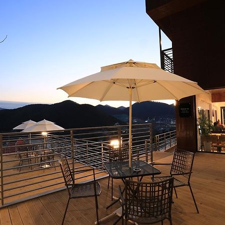 Radiance Tourist Hotel Кодже Екстер'єр фото